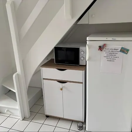 Nyaraló Maison Mitoyenne Dans Avec Piscine *